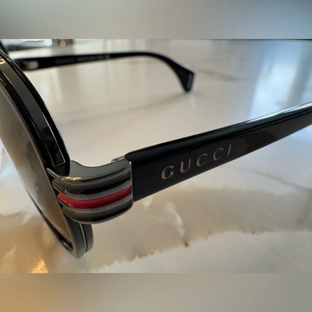 Gucci Black Web Aviator Sunglasses GG0447S Complete Set